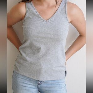 Carly Jean Los Angeles CJLA Favorite Ribbed v-neck tank